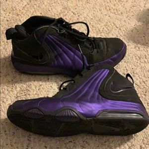 men's nike air max wavy basketball shoes